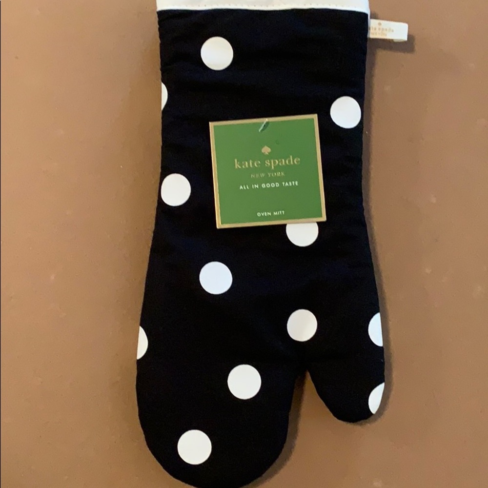 Kate Spade New York Scatter Dot Oven Mitt
